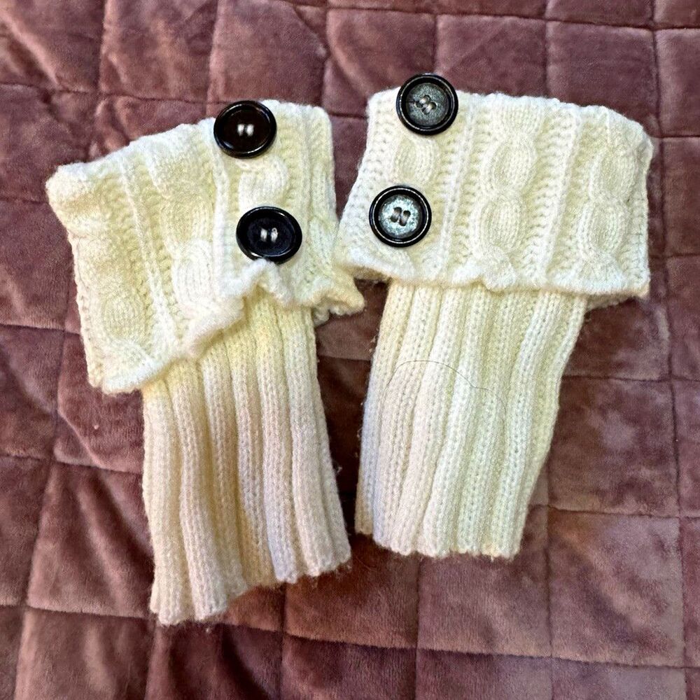 Cream Cable Knit Boot Cuffs Button Detail Knit Boot Toppers Pair